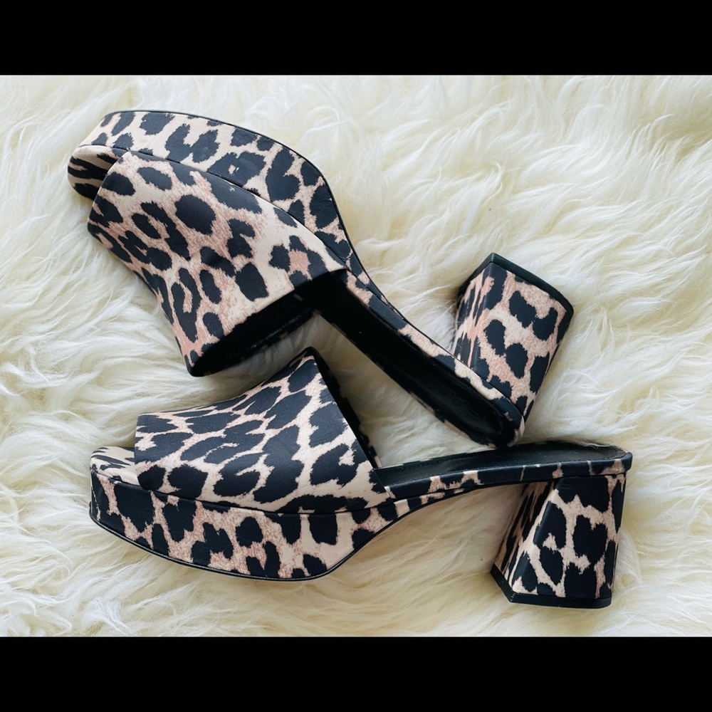 Ganni Leonie Animal Print Slides 41